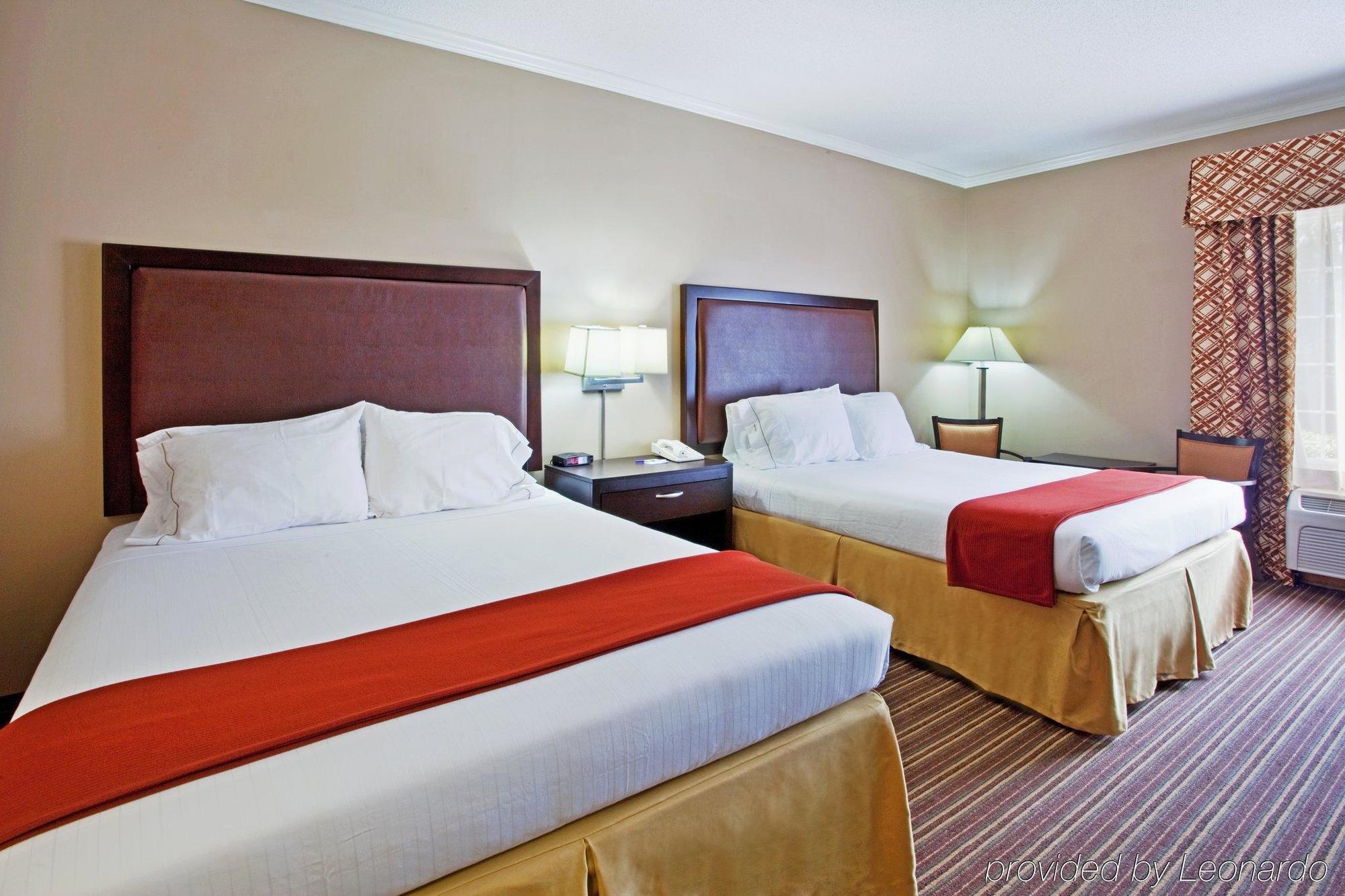 Holiday Inn Express Saint Simons Island By Ihg St. Simons Island Habitación foto