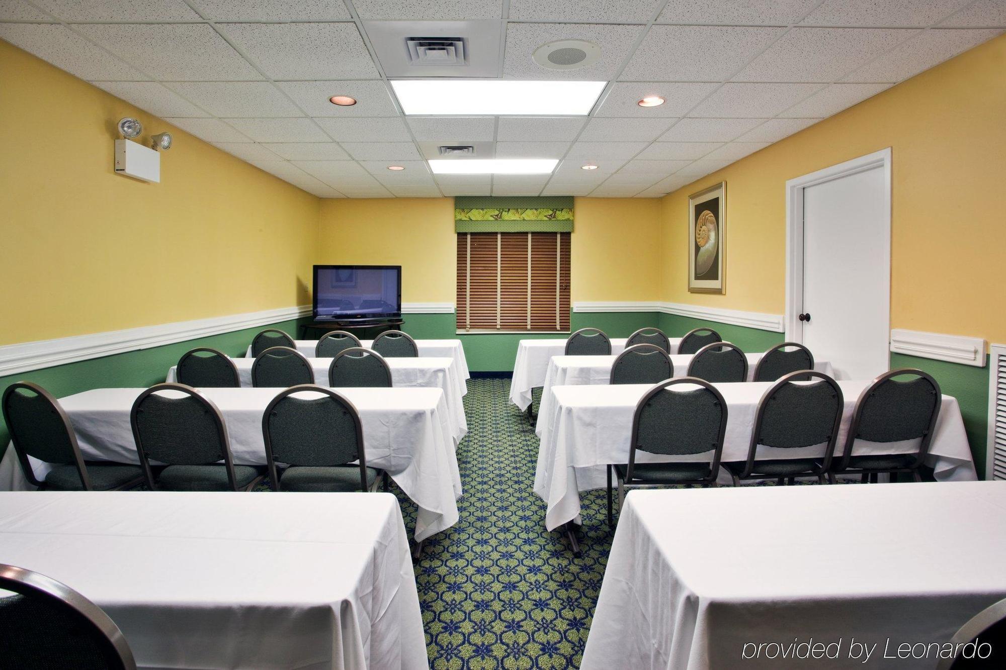 Holiday Inn Express Saint Simons Island By Ihg St. Simons Island Facilidades foto