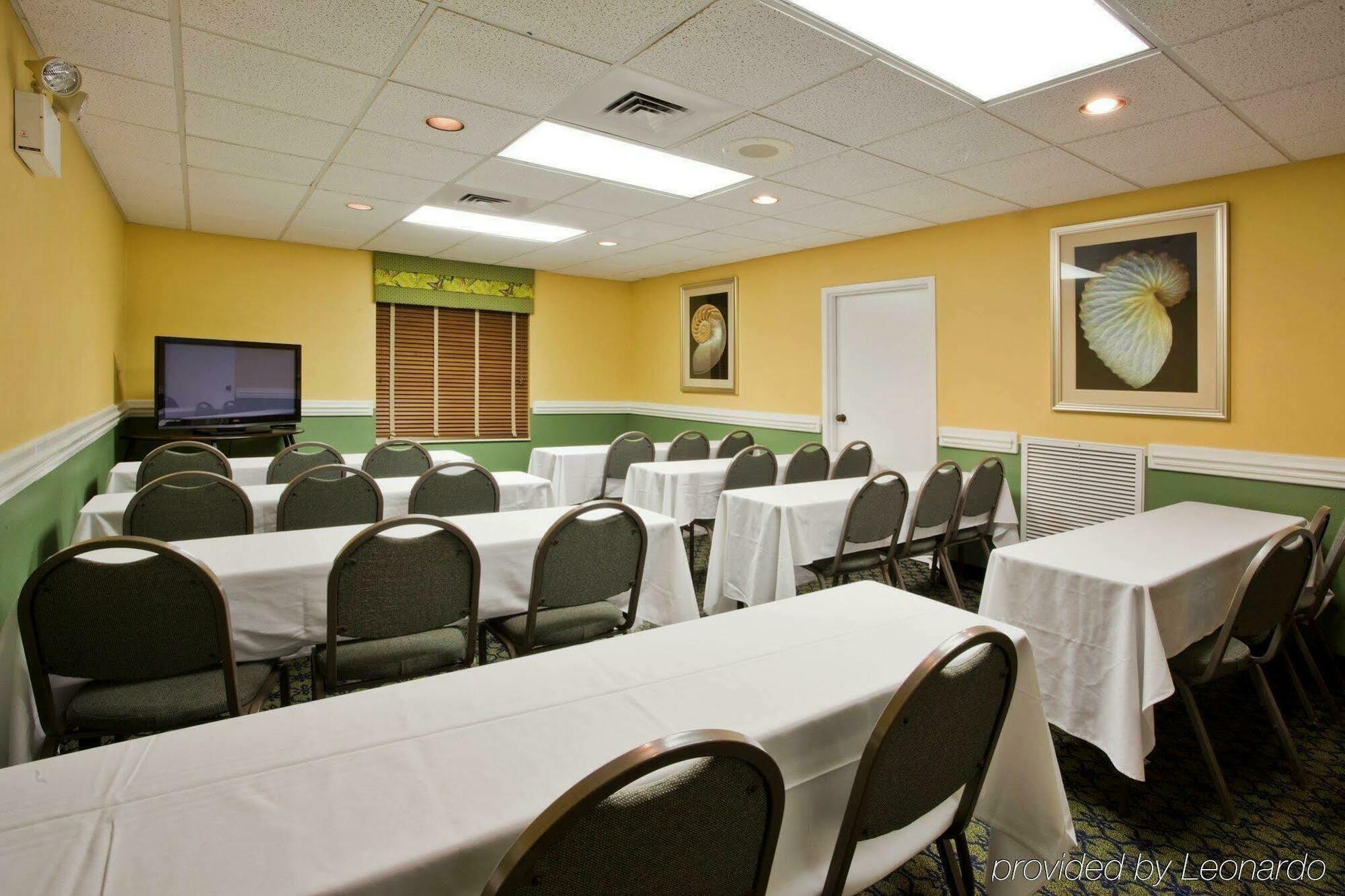 Holiday Inn Express Saint Simons Island By Ihg St. Simons Island Facilidades foto
